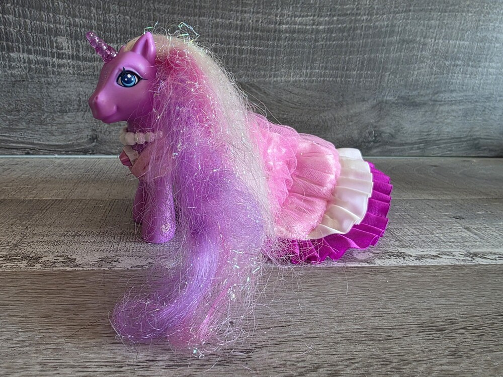My Little Pony MLP 2006 Lily Lightly Purple Unicorn lights Sparkly Dress g47